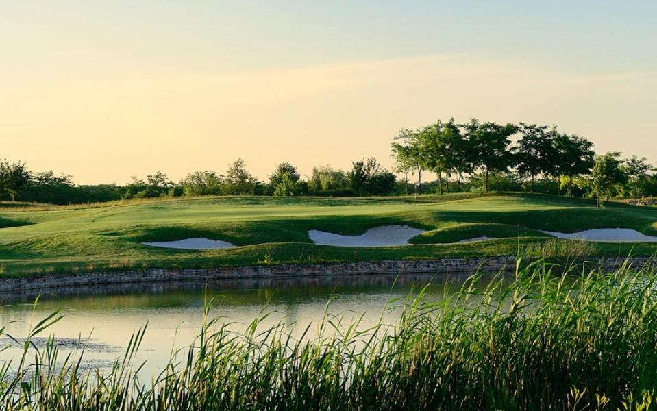 Lighthouse Golf Resort & Spa Apartments บัลชิค ภายนอก รูปภาพ