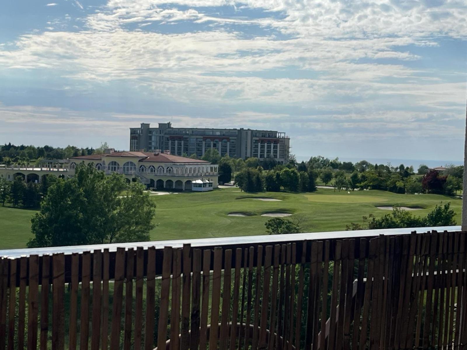 Lighthouse Golf Resort & Spa Apartments บัลชิค ภายนอก รูปภาพ